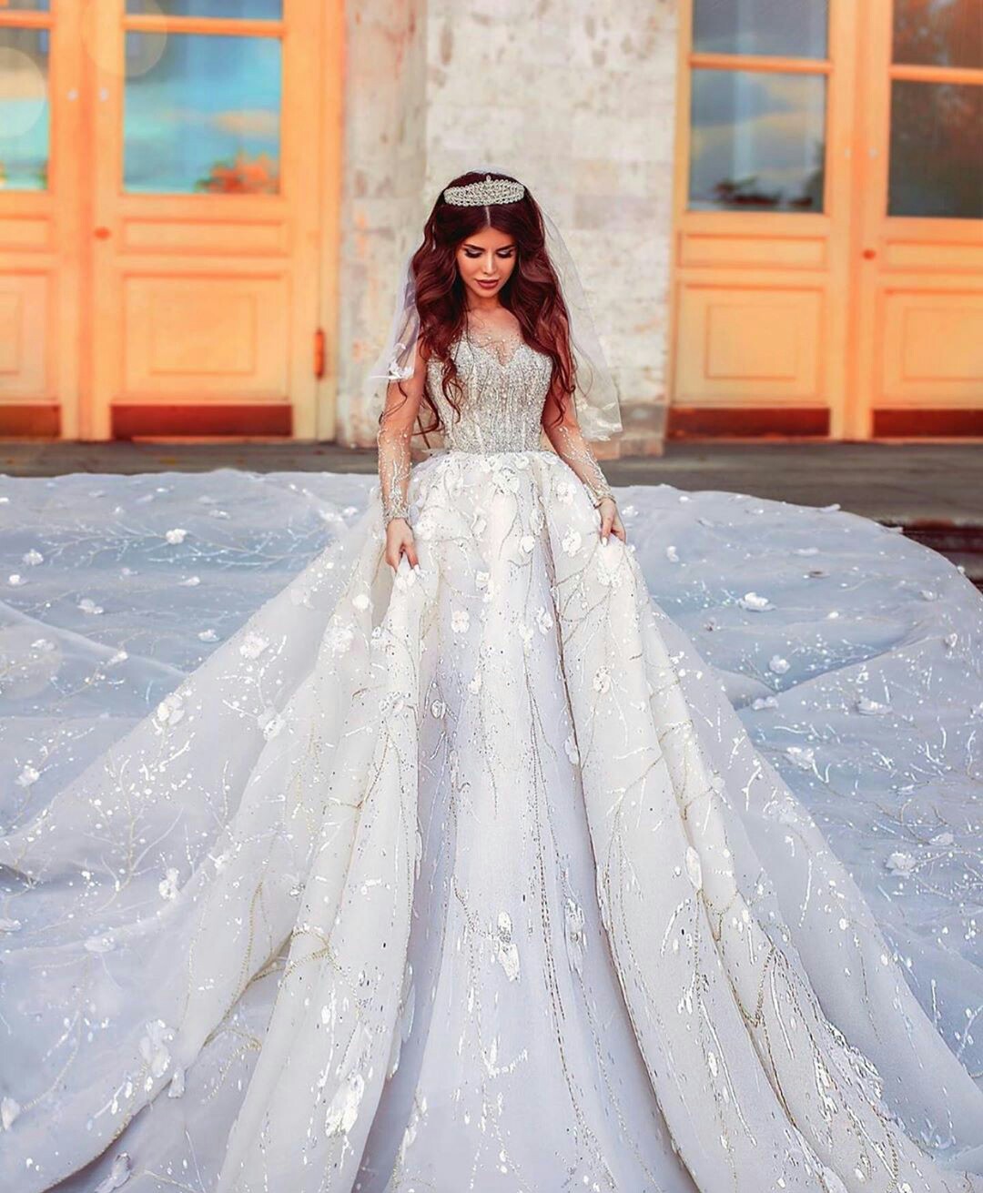 2020 Arabic Luxury Wedding Dresses Lace 3D Floral Appliqued Beads Long Sleeve Country Wedding Dress A Line Custom Made Vestidos De Novia