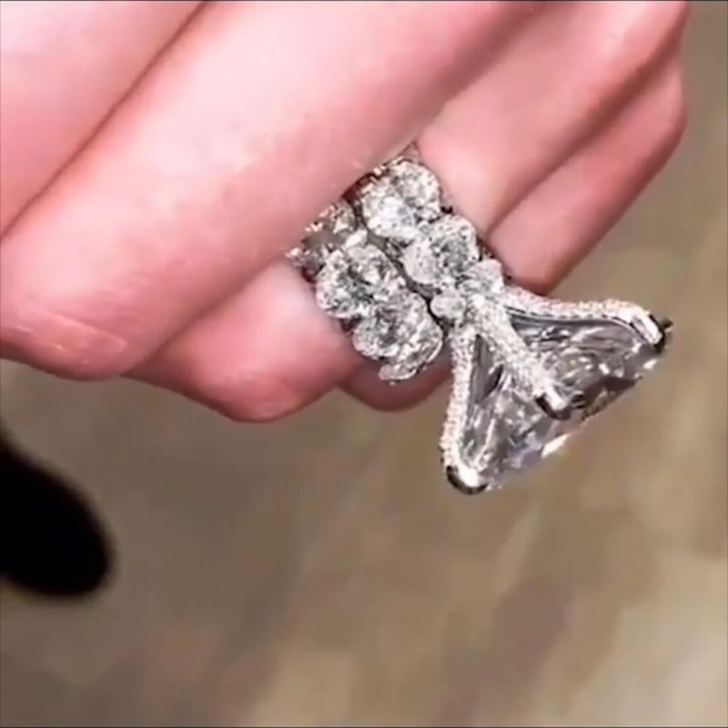 New Sparkling Vintage Jewelry Couple Rings Sterling Sier Big Oval Cut White Topaz CZ Dia Women Wedding Bridal Ring Set Gift