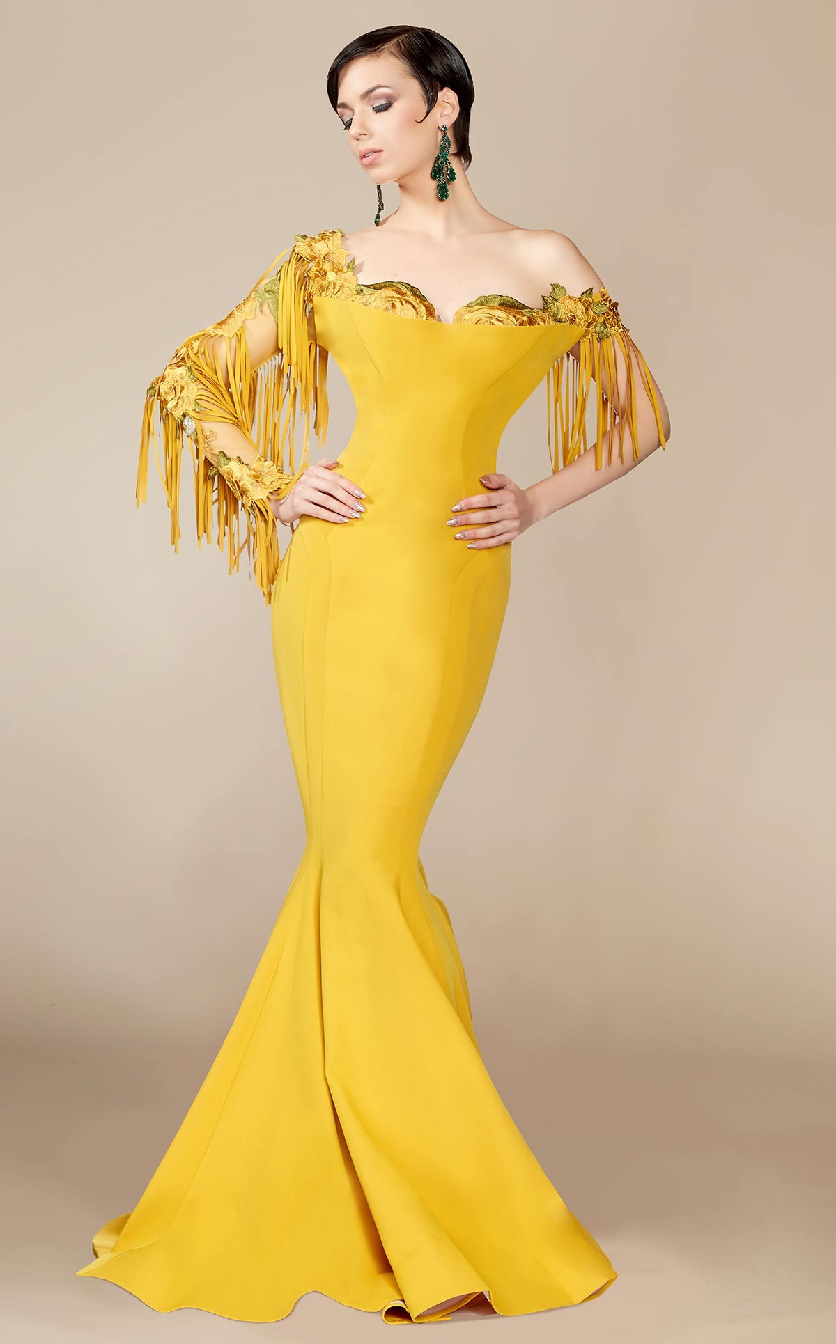 2020 Yellow Prom Dresses Off The Shoulder Taseel Satin Appliques Mermaid Evening Dress Party Wear Floor Length Plus Size Formal Gowns