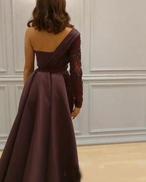 Elegant Burgundy Arabic Dresses Evening Wear One Shoulder Appliques Split Side Formal Dress Sleeves Floor Length Long Prom Gowns