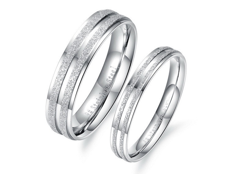 NEW Fashion Matte Ring Dazzling Romantic Couple lovers Ring Stainless Steel Wedding Rings Sliver men jewelry anel feminino
NEW Fashion Matte Ring Dazzling Romantic Couple lovers Ring Stainless Steel Wedding Rings Sliver men jewelry anel feminino