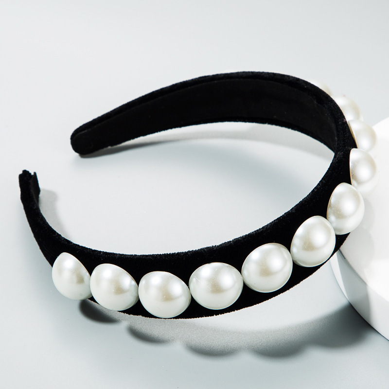 Creative Wind baroque pearl hair band female Palace wind gold velvet hair band hair accessories
Creative Wind baroque pearl hair band female Palace wind gold velvet hair band hair accessories