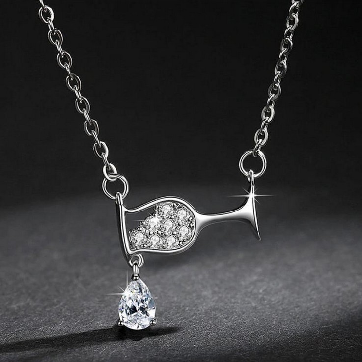 Crystal Wine Bottle Glass Necklaces For Girls /Laides Lariat Chokers Pendant Necklaces Gold /Silver Plated Jewelry Gifts For Girls/Ladies
Crystal Wine Bottle Glass Necklaces For Girls /Laides Lariat Chokers Pendant Necklaces Gold /Silver Plated Jewelry Gifts For Girls/Ladies