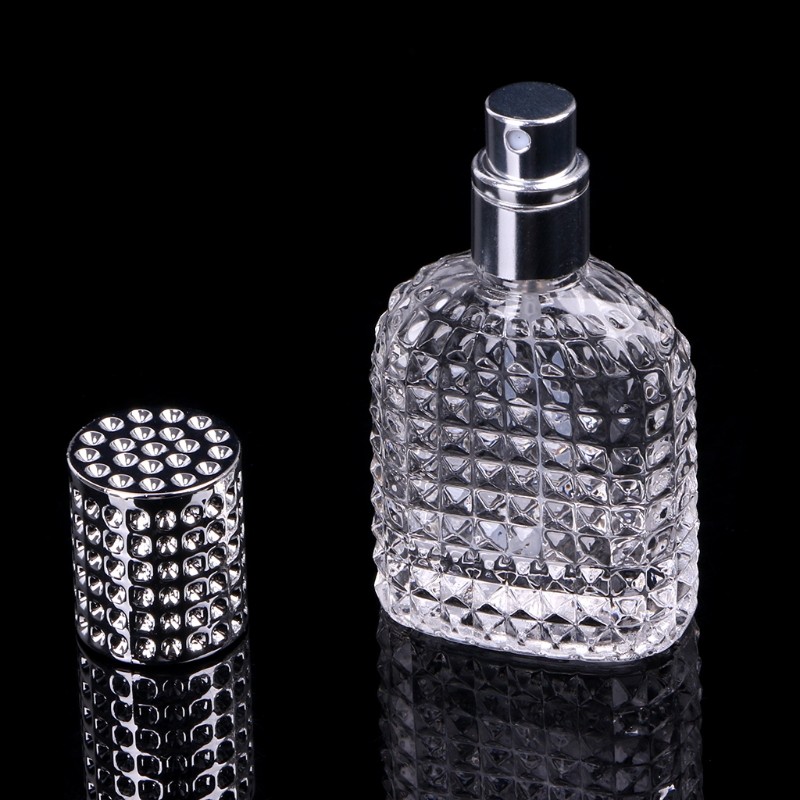 50ML 1.7Oz Pineapple Portable Glass Perfume Bottle with Spray Empty Parfum Case with Atomizer for Cosmetic
50ML 1.7Oz Pineapple Portable Glass Perfume Bottle with Spray Empty Parfum Case with Atomizer for Cosmetic