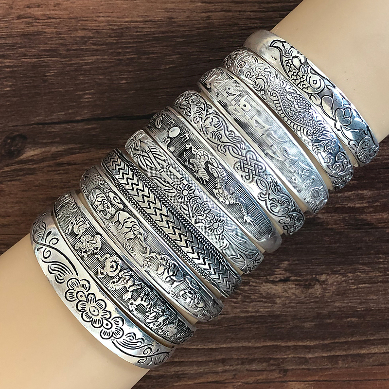 New Retro Cuff Bracelets Tibetan Silver Metal Carving Fish Elephant Flower Bangles Vintage Gypsy Jewelry Female Gifts, Golden;silver
New Retro Cuff Bracelets Tibetan Silver Metal Carving Fish Elephant Flower Bangles Vintage Gypsy Jewelry Female Gifts, Golden;silver