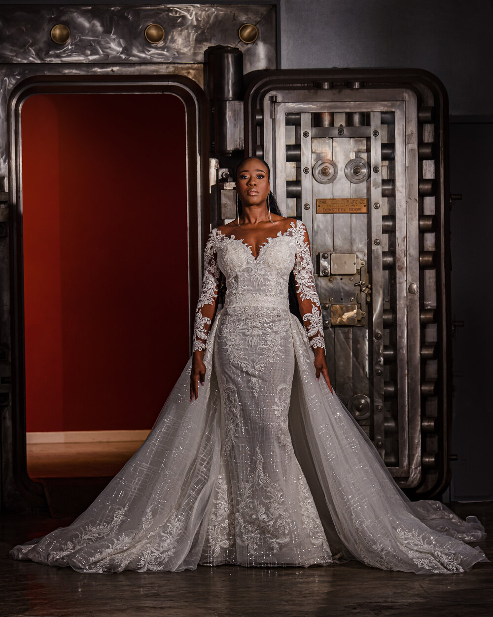 2020 Plus Size Mermaid Wedding Dresses With Detachable Skirt V Neck Lace Applique Long Sleeve Wedding Dress Bridal Gowns Vestidos De Novia