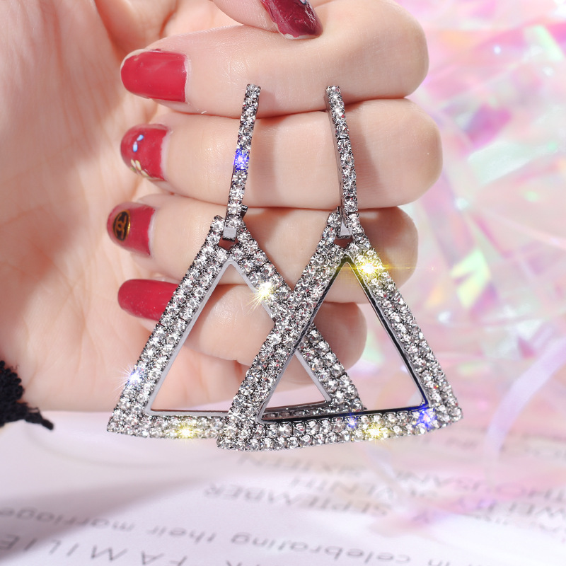 New design creative jewelry high-grade elegant crystal earrings triangle Gold and silver earings wedding party earring for woman