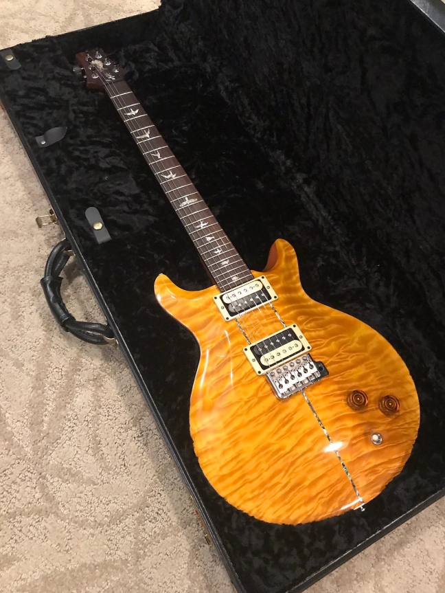 Rare Santana ll Santana yellow quilt Guitar Reed Smith 24 frets Electric Guitar
Rare Santana ll Santana yellow quilt Guitar Reed Smith 24 frets Electric Guitar
