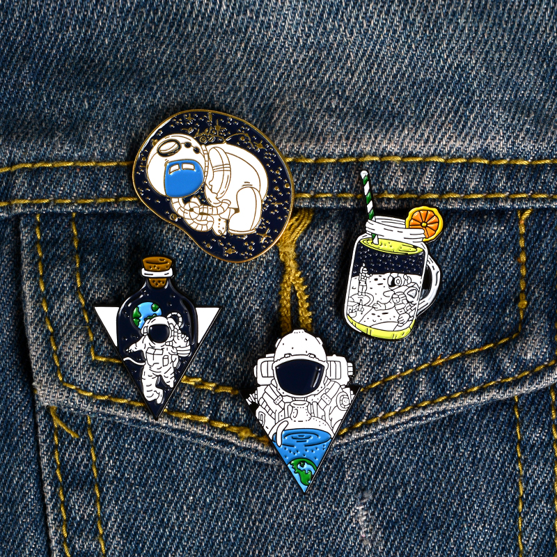 Astronaut Enamel Brooches Cup Pins For Clothes Bag space adventure universe Jewelry Gift kids Friends
Astronaut Enamel Brooches Cup Pins For Clothes Bag space adventure universe Jewelry Gift kids Friends