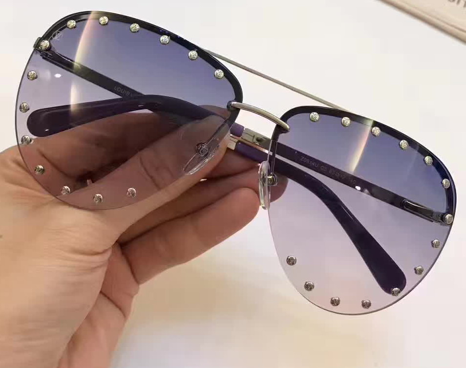 Wholesale Women Stud Pilot Sunglasses Gold Brown Gradient len Sunglass the party Designer Fashion Sunglasses New with box
Wholesale Women Stud Pilot Sunglasses Gold Brown Gradient len Sunglass the party Designer Fashion Sunglasses New with box