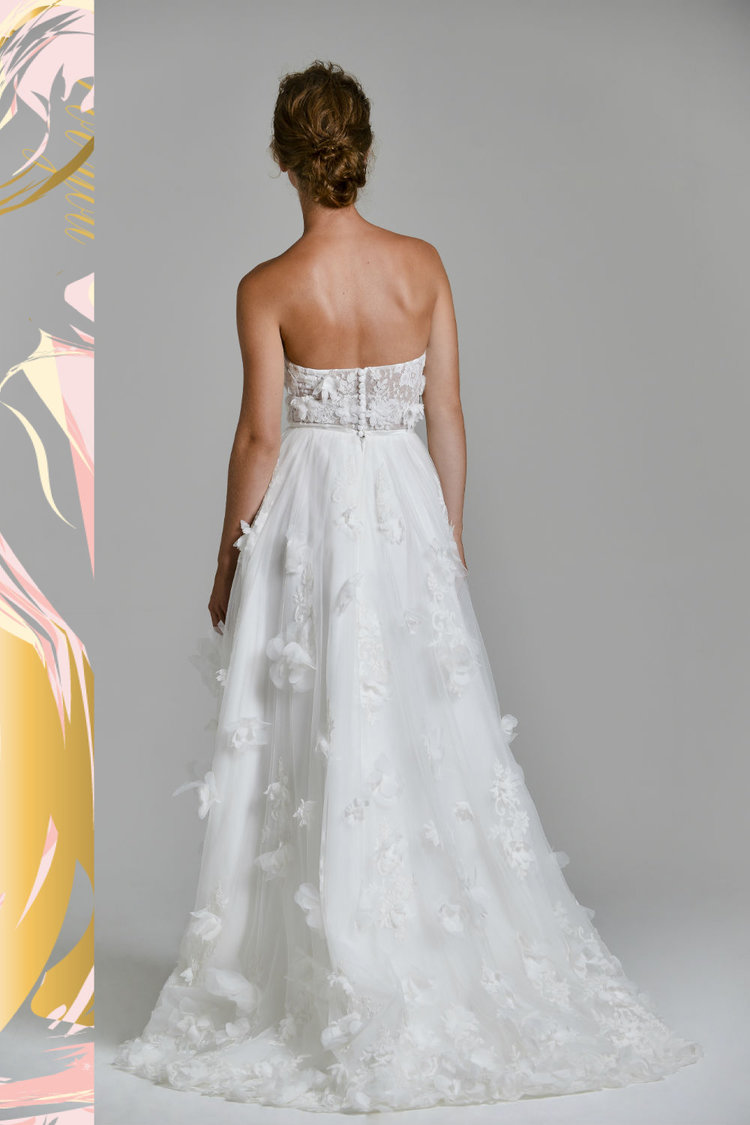 Chic 2019 Beach Wedding Dresses 3D Floral Appliques A Line Sweep Train Sweetheart Cheap Country Wedding Dress Custom Made Boho Bridal Gowns