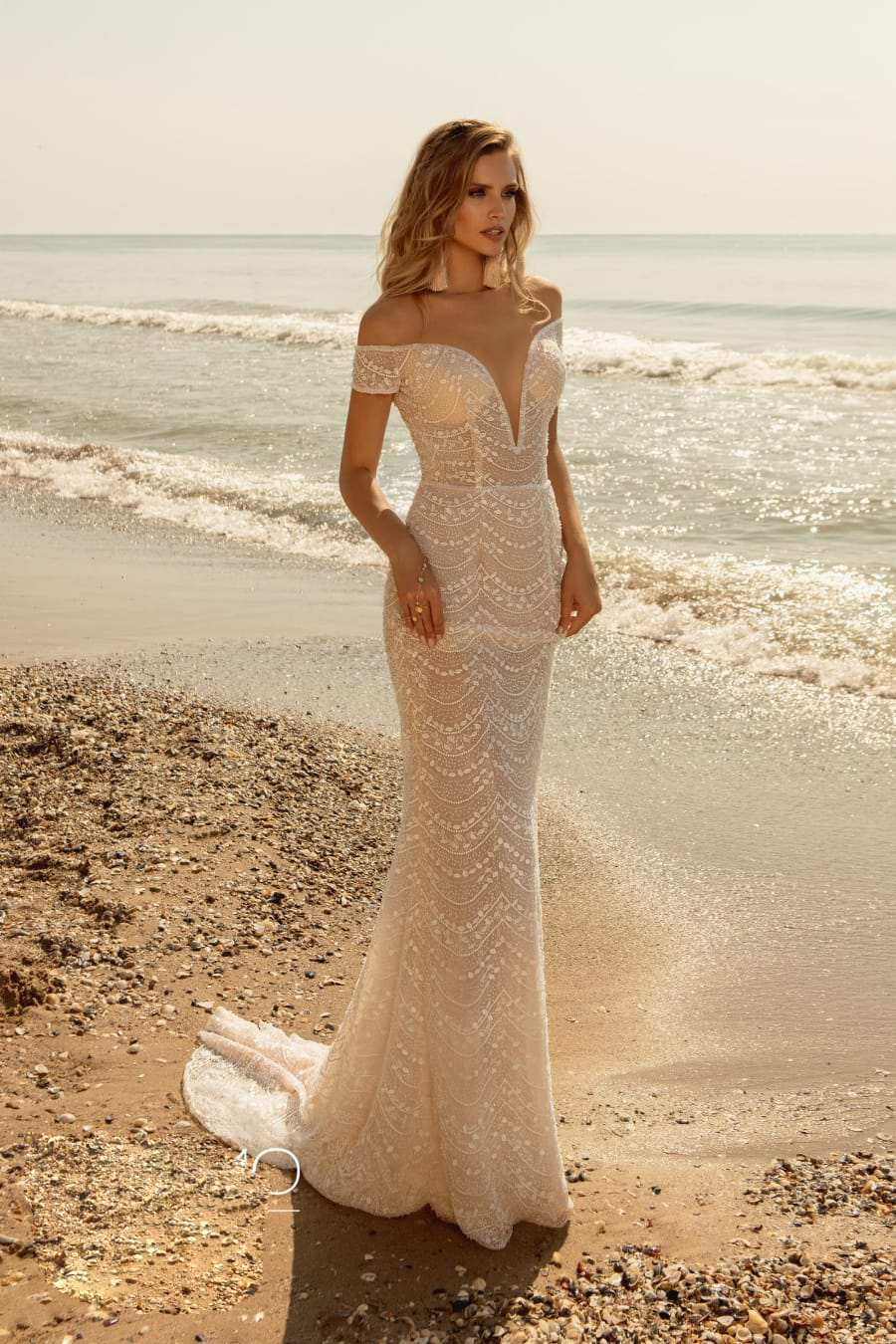 Hot Sell Mermaid Ariamobridal Wedding Dresses Jewel Neck Short Sleeve Tulle Beads Applique Wedding Gown Sweep Train Custom robe de mariée