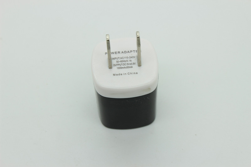 5W 5V 1A USB Power Adapter A1385 A1400 EU/US Plug Wall Charger Mobile Phone Home Charger for XS 8 Travel Adapter With retail packaging
5W 5V 1A USB Power Adapter A1385 A1400 EU/US Plug Wall Charger Mobile Phone Home Charger for XS 8 Travel Adapter With retail packaging
