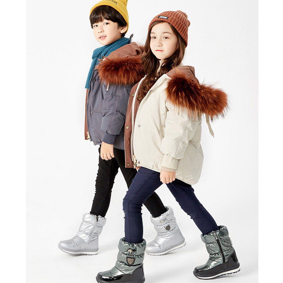 Kids Designer Snow Boots Childrens Luxury Solid Color Shoes Kids Glossy Boots Warm Cotton Shoes New Fashion Style 2019 Winter Good Quality, Gold
Kids Designer Snow Boots Childrens Luxury Solid Color Shoes Kids Glossy Boots Warm Cotton Shoes New Fashion Style 2019 Winter Good Quality, Gold