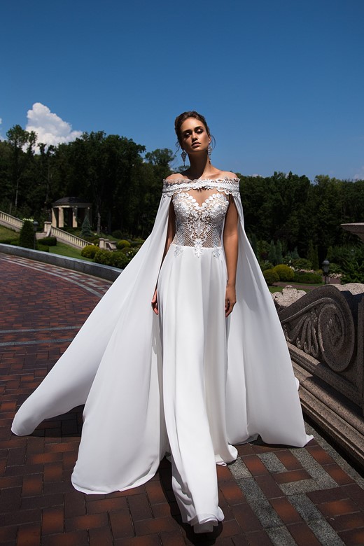 2019 Bohemian Wedding Dresses With Wrap Cape Lace Appliqued Sheer Jewel Neck Chiffon Boho Wedding Dress Custom Made Robe De Mariée