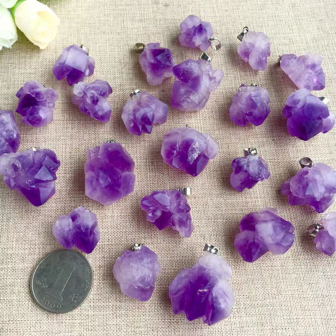 Bulk coarse purple amethyst quartz crystal Original natural stone used for driving, cutting, jewel, tumbling and polishing and aura crystal
Bulk coarse purple amethyst quartz crystal Original natural stone used for driving, cutting, jewel, tumbling and polishing and aura crystal