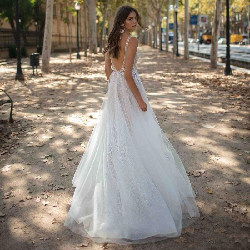 Country Bohemian Wedding Dresses Spaghetti V-Neck Backless Lace Tulle Bridal Gowns Breta Boho Vestidos De Novia