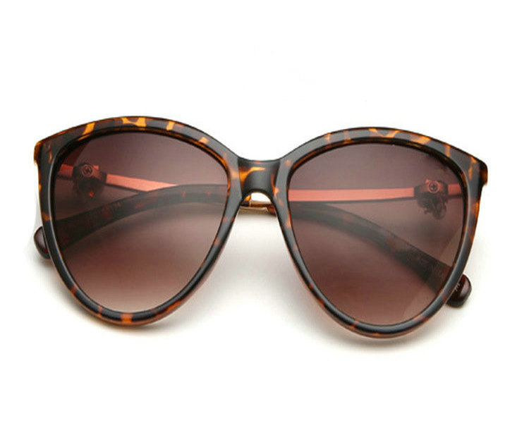 Luxury Top Qualtiy New Fashion Tom Sunglasses For Man Woman Erika Eyewear Ford Designer Brand Sun Glasses With Original Box Tom Qqpcp, White;black
Luxury Top Qualtiy New Fashion Tom Sunglasses For Man Woman Erika Eyewear Ford Designer Brand Sun Glasses With Original Box Tom Qqpcp, White;black