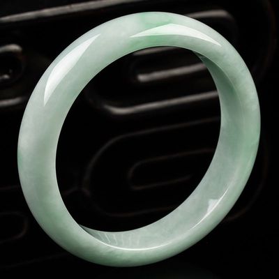 Send Certificate Natural Burmese Emerald Light Green 54mm-64mm Bracelet Elegant Princess Bracelet Send Mom to Girlfriend
Send Certificate Natural Burmese Emerald Light Green 54mm-64mm Bracelet Elegant Princess Bracelet Send Mom to Girlfriend