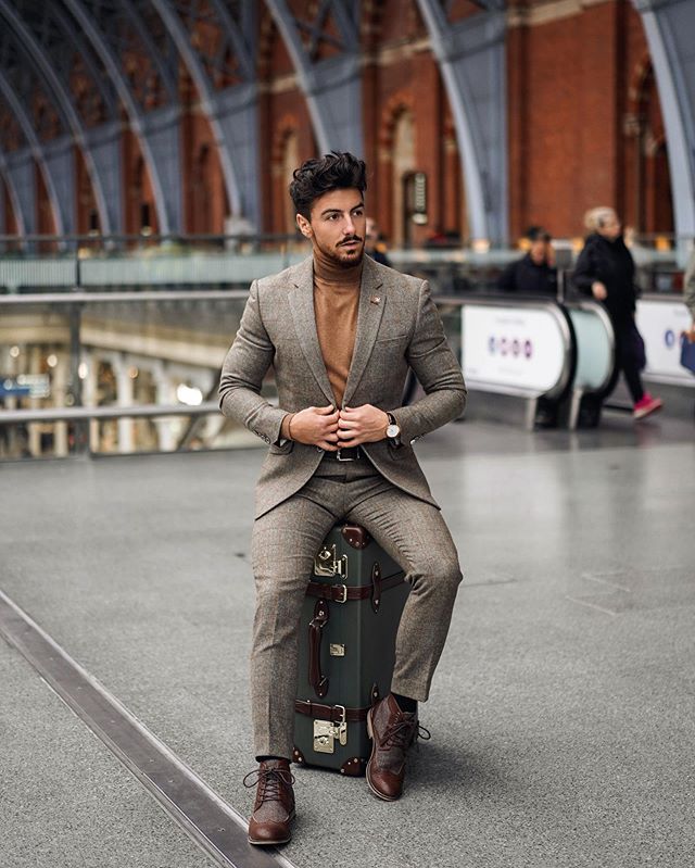 Handsome Mens Suit New Fashion Two Pieces Groom Suit Wedding Suits For Best Men Slim Fit Groom Peaked Lapel For Man