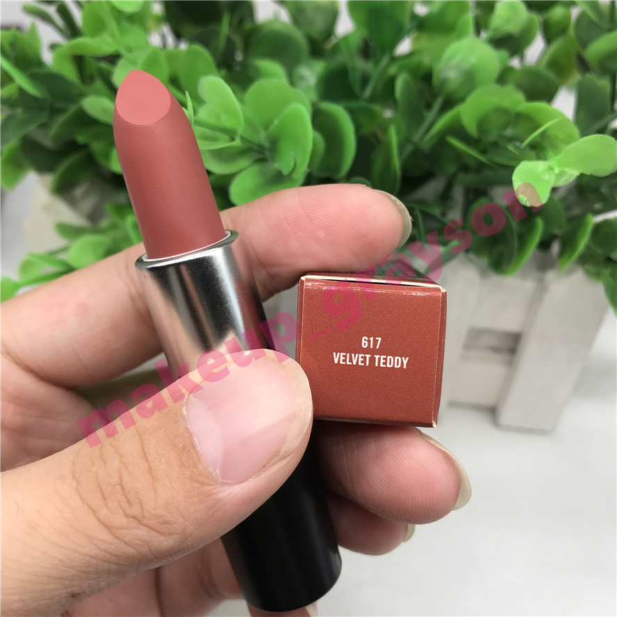 Top quality 42 Color Collection 3g Matte Lipstick VELVET TEDDY HONEY LOVE BUBBLEGUM CANDY YUM YUM ANGEL MYTH MOCHA + sweet smell, 617 velvet teddy
Top quality 42 Color Collection 3g Matte Lipstick VELVET TEDDY HONEY LOVE BUBBLEGUM CANDY YUM YUM ANGEL MYTH MOCHA + sweet smell, 617 velvet teddy