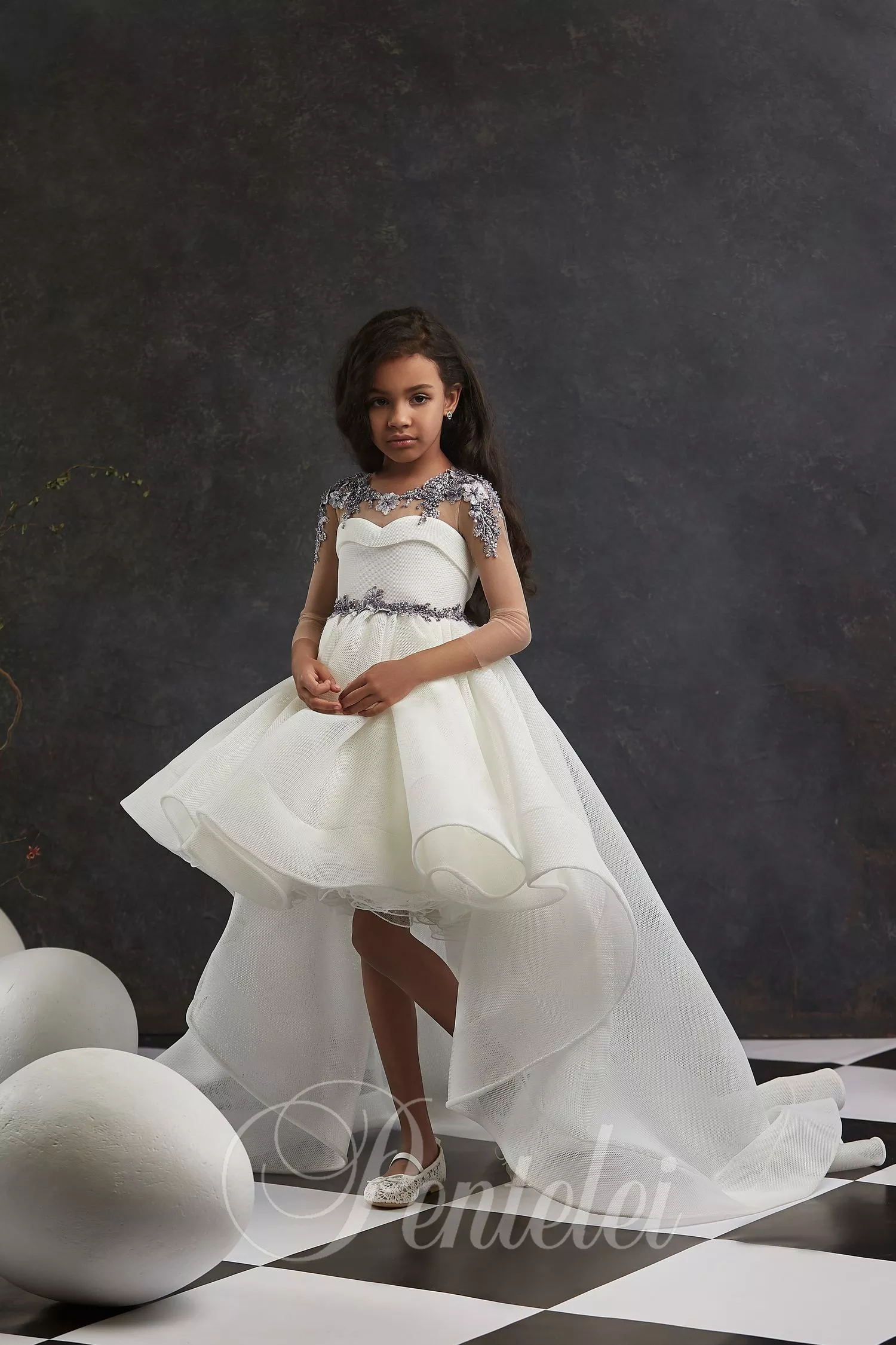 High Low Flower Girl Dresses Lace Appliqued Beaded Jewel Neck Cute Little Kids Birthday Party Gowns Long Sleeve Girls Pageant Dress