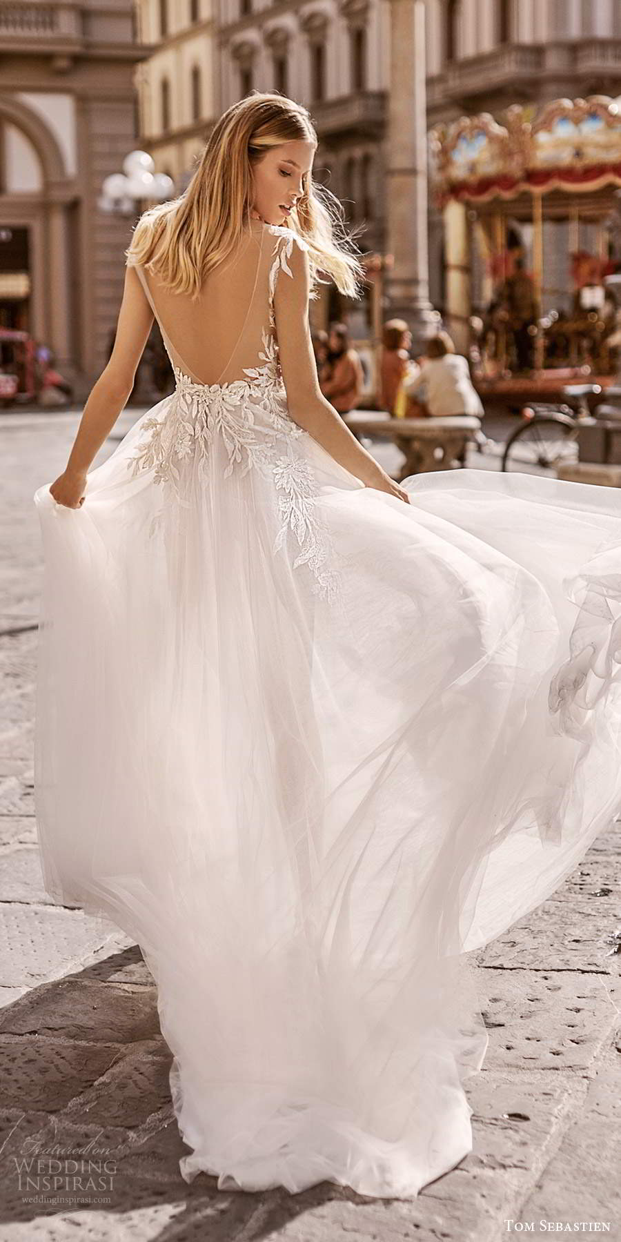 2020 Beach Wedding Dresses V Neck Lace Apliques Illusion A Line Boho Wedding Dress Cap Sleeves Backless Robes De Mariée