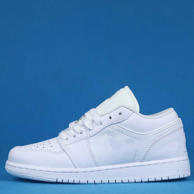 Jumpman 1 Low Triple White Tumbled Leather 553558 130 with WHITE cheap breathable sneakers womans men designer sneakers schoenen
Jumpman 1 Low Triple White Tumbled Leather 553558 130 with WHITE cheap breathable sneakers womans men designer sneakers schoenen