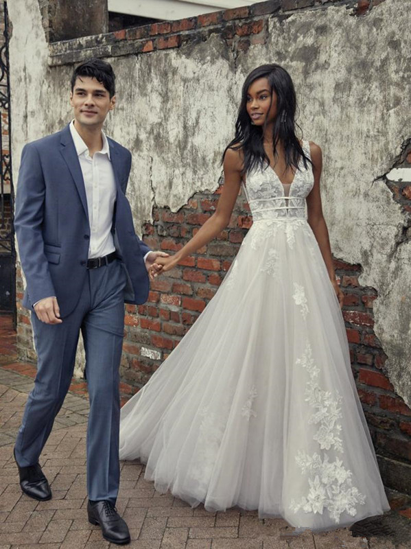Lace Stunning Appliqued Beach Wedding Dresses Deep V Neck A E Bohemian Bridal Gowns Sweep Train Tulle Robe De Mari E