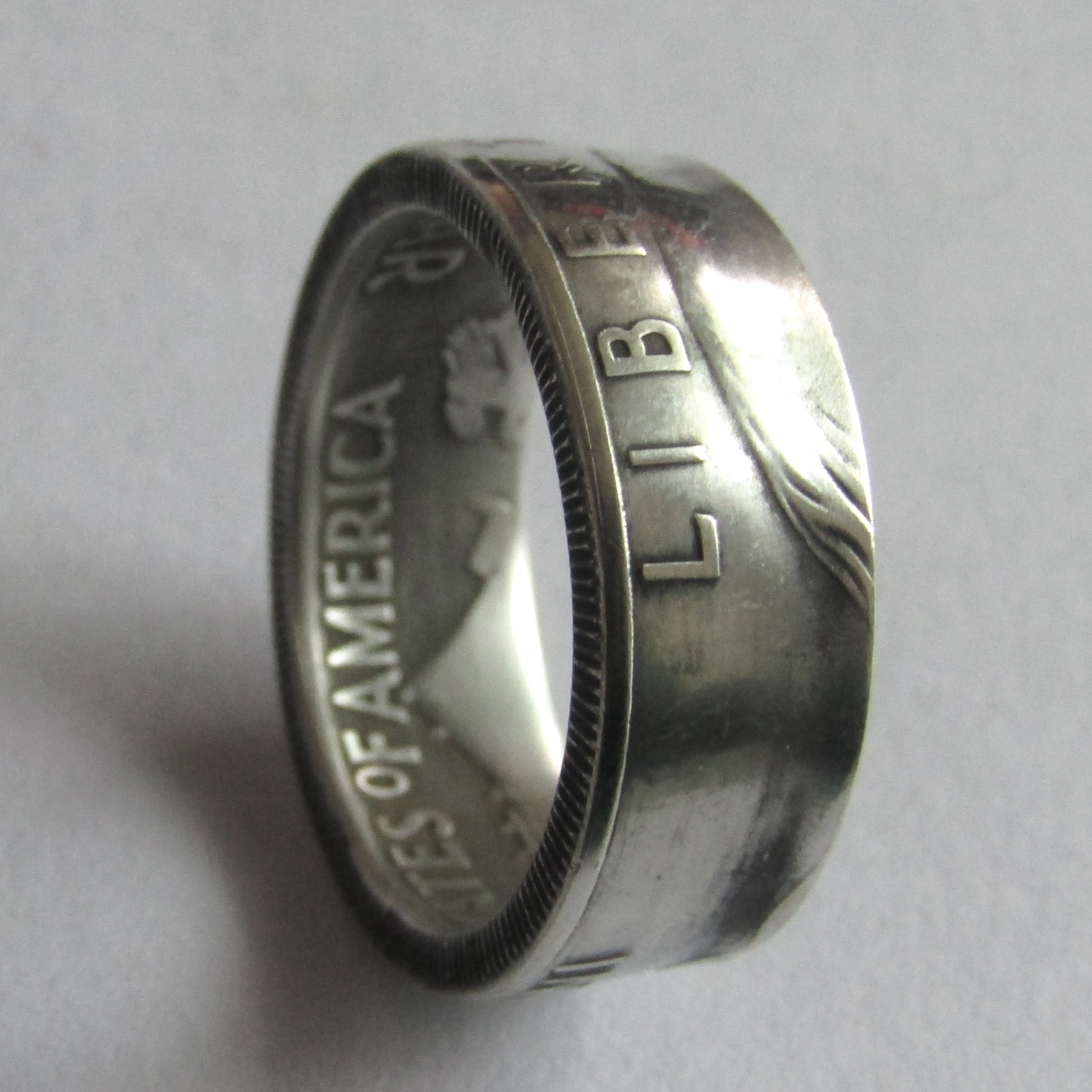 Coin Ring Handcraft Rings Vintage Handmade from Franklin Half Dollar Silver Plated US Size 8-16#
Coin Ring Handcraft Rings Vintage Handmade from Franklin Half Dollar Silver Plated US Size 8-16#