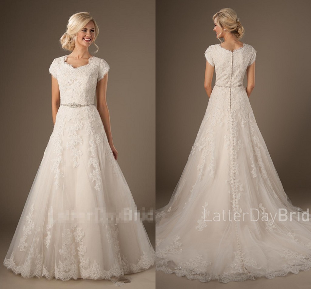 Long Country Modest Wedding Dresses Cap Sleeves Champagne Lining Beaded Lace Appliques Buttons Back Western Formal Bridal Gowns, Black
Long Country Modest Wedding Dresses Cap Sleeves Champagne Lining Beaded Lace Appliques Buttons Back Western Formal Bridal Gowns, Black