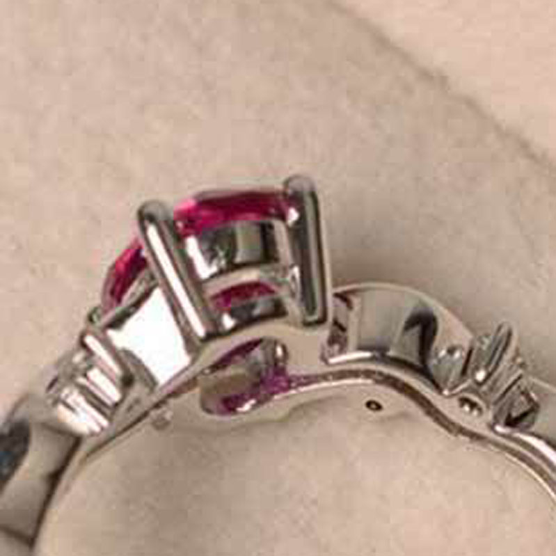 Hot Selling Elegant Oval Ruby Gemstone Ring with Side Stone Classic 925 Silver Plated Brass Jewelry Womens Diamond Wedding Ring