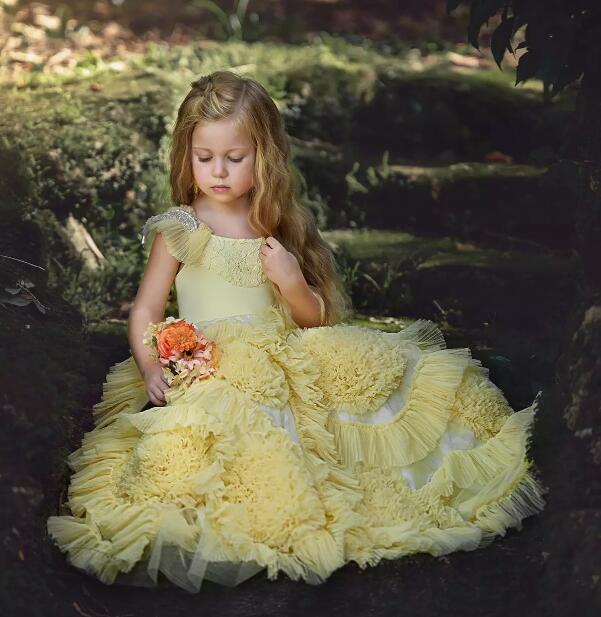 Cute 2020 Flower Girls Dresses For Wedding Multilayer 3D Flowers Kids Formal Wear Applique Floor Length Girl's Pegeant Dress 0431