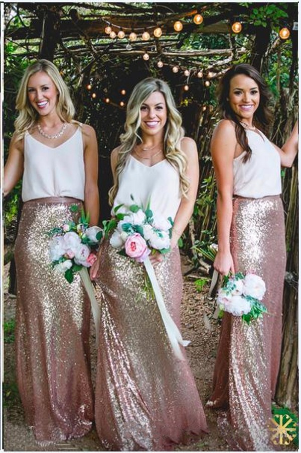 2019 Rose Gold Sequined White Top Two Pieces Bridesmaid Dresses Bohemian Country Long Maid Of Honor Wedding Guest Dresses