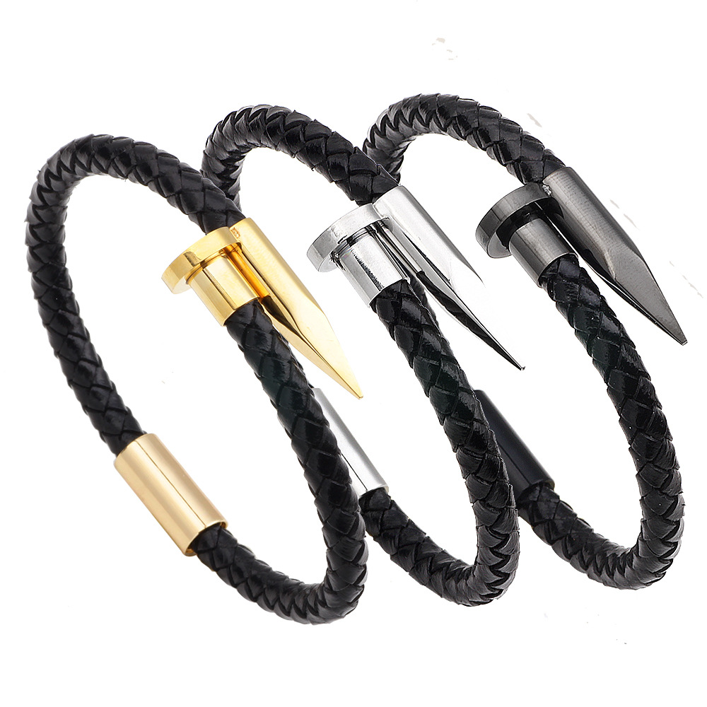 European and American fashion nail bracelets Titanium steel leather nail bracelets Men and women couples woven leather bracelet
European and American fashion nail bracelets Titanium steel leather nail bracelets Men and women couples woven leather bracelet