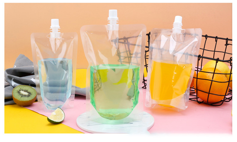 Plastic Clear Drink Pouches No Leakage Drink Reusable Juice Bags Stand up Disposable Drink Pouch Smoothie Bag for Freezing Juice