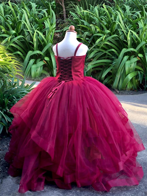 Burgundy Flower Girl Dresses Spaghetti Lace Appliqued Crystal Ball Gown Girls Pageant Dress With Free Petticoat Kids Formal Gowns