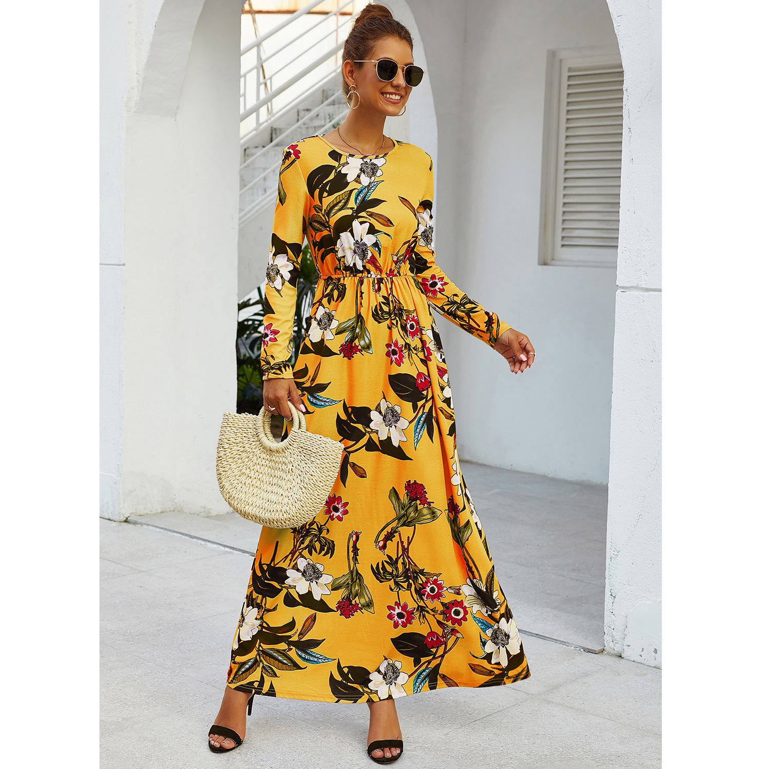 2019 new winter explosion models in Europe and pocket printing long-sleeved round neck dress waist dress