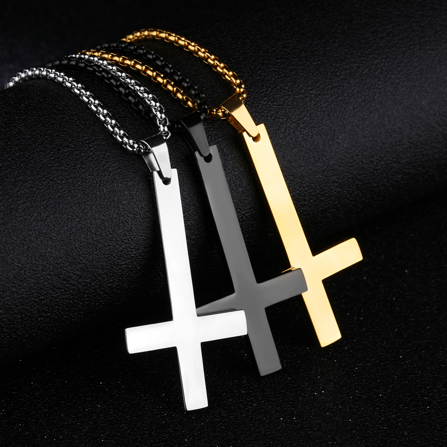 Glossy Upside Down Cross Pendant Necklace 18K Gold Plated Necklace Stainless Steel Religious Jewelry Gold/Silver/Black