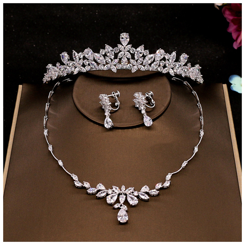 Flower Crown Set Wedding Accessory Trendy Zircon Tiara Necklace Rhinestone Crown For Bride Wedding Pageant Crowns
Flower Crown Set Wedding Accessory Trendy Zircon Tiara Necklace Rhinestone Crown For Bride Wedding Pageant Crowns