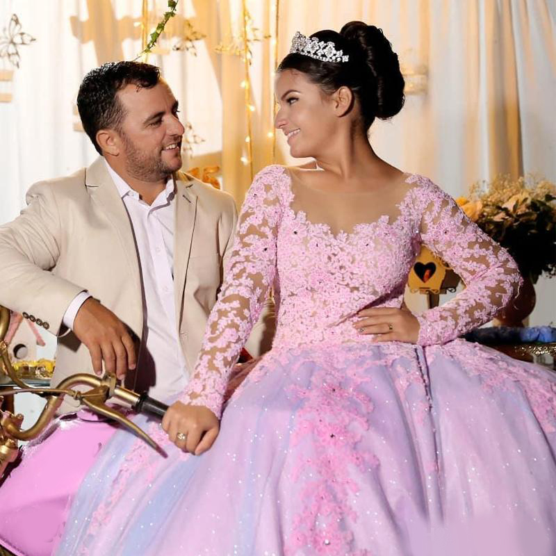 Sweet Puffy Skirt Quinceanera Prom Dresses with Long Sleeve Appliques Beaded Sequin Sweet 15 Dress Sweep Train Formal Wears