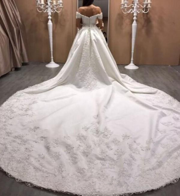 Satin Dresses Cathedral Train Sweetheart Off The Shoulder Exquisite Lace Appliques Bridal Gowns Plus Size Wedding Dress