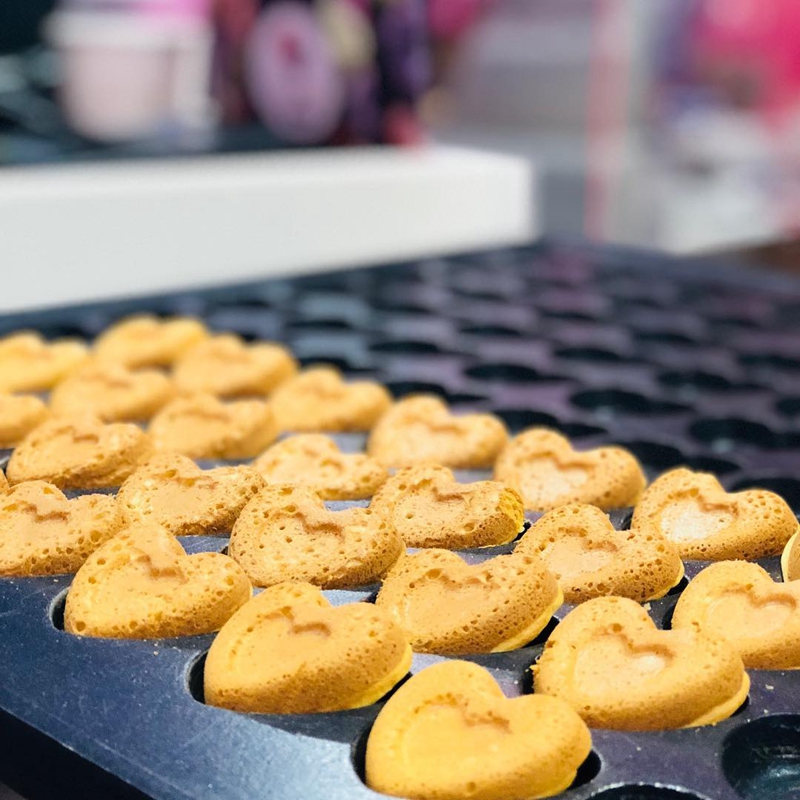 commercial use electric Dutch poffertjes maker machine 110v 220v mini heart pancake waffle iron baker pan making grill