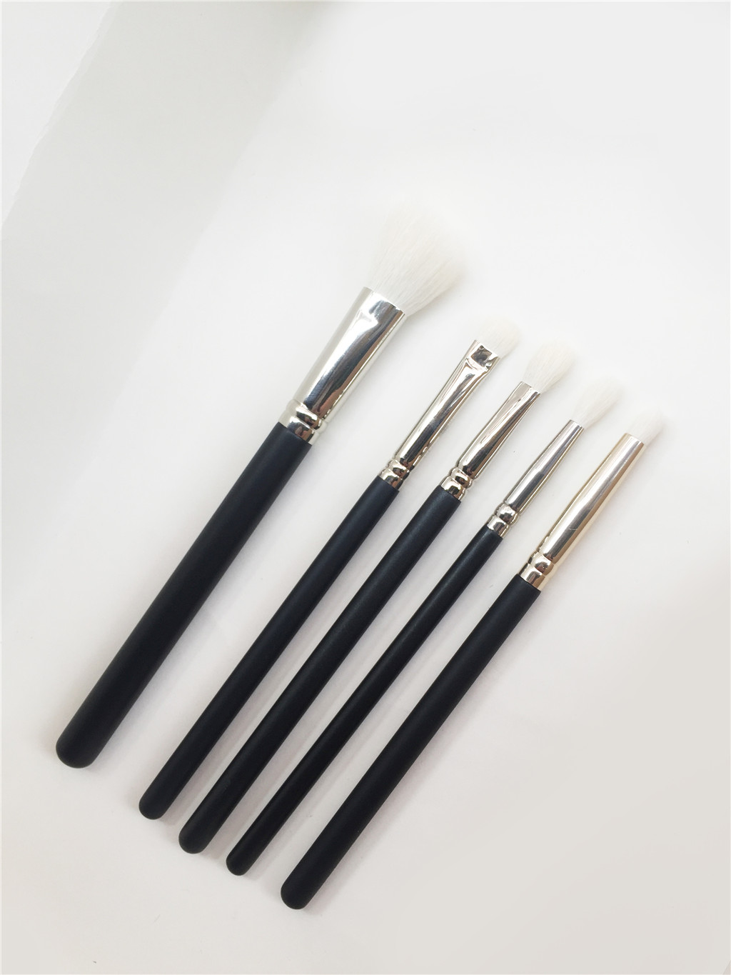 5-pcs Makeup Brush - 221/219/239/217/168 Soft Goat Hair EyeShadow Blush Contour Blending Beauty makeup brushes Set