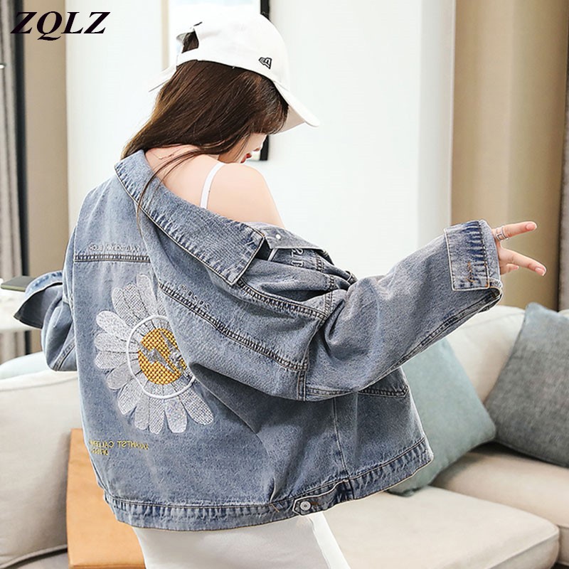 ZQLZ Autumn Jacket Women 2020 Embroidery Flower Vintage Black Jean Overcoat Mujer Casual Loose Spring Short Jeans Coat Female
ZQLZ Autumn Jacket Women 2020 Embroidery Flower Vintage Black Jean Overcoat Mujer Casual Loose Spring Short Jeans Coat Female