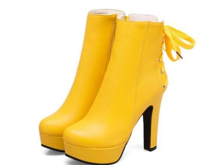 2019 Women's boots in winter with New style High heel Coarse heel round head waterproof table@6052, Yellow
2019 Women's boots in winter with New style High heel Coarse heel round head waterproof table@6052, Yellow