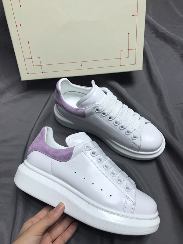Alexander 2021 New Men Women Multicolour Oversized Sneakers Glow Graffiti Platform Trainers real Leather Lace-up Reflective Casual Shoes, Choose the color
Alexander 2021 New Men Women Multicolour Oversized Sneakers Glow Graffiti Platform Trainers real Leather Lace-up Reflective Casual Shoes, Choose the color