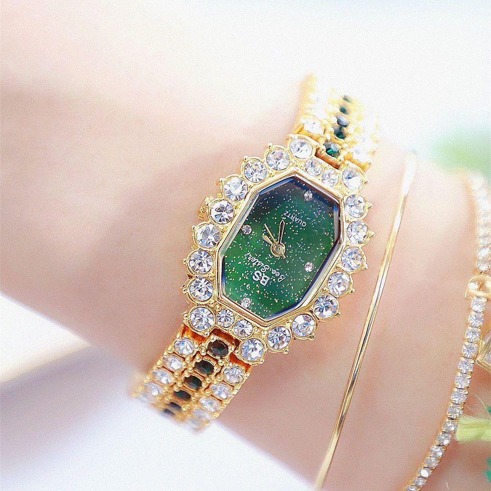 Watches Womens 2018 Top Luxury Brand Small Dress Diamond Watch Women Bracelet Rhinestone Wristwatch Women Montre Femme 2019 V191217, 1580-gold-blue
Watches Womens 2018 Top Luxury Brand Small Dress Diamond Watch Women Bracelet Rhinestone Wristwatch Women Montre Femme 2019 V191217, 1580-gold-blue