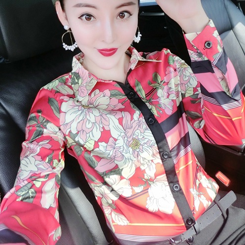 New Classic Casual Floral Runway Shirts Women Lantern Sleeve Lapel Neck Printed Ladies Designer Blouses Sexy Slim Office Button Shirt Tops, Blue
New Classic Casual Floral Runway Shirts Women Lantern Sleeve Lapel Neck Printed Ladies Designer Blouses Sexy Slim Office Button Shirt Tops, Blue