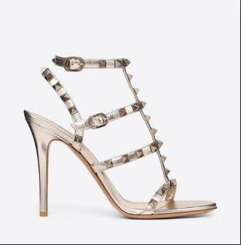 Hot Sale-Designer Pointed Toe Studs Patent Leather rivets Sandals Women Studded Strappy Dress Shoes valentine 10CM 6CM high heel Shoes nn81, Black
Hot Sale-Designer Pointed Toe Studs Patent Leather rivets Sandals Women Studded Strappy Dress Shoes valentine 10CM 6CM high heel Shoes nn81, Black